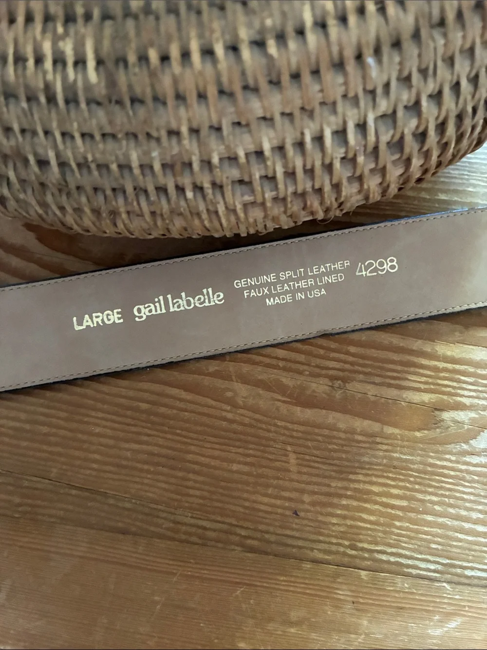 Vintage 80’s Fantastic Gail Labelle Gold Frogs Buckle Black Leather Belt - Large